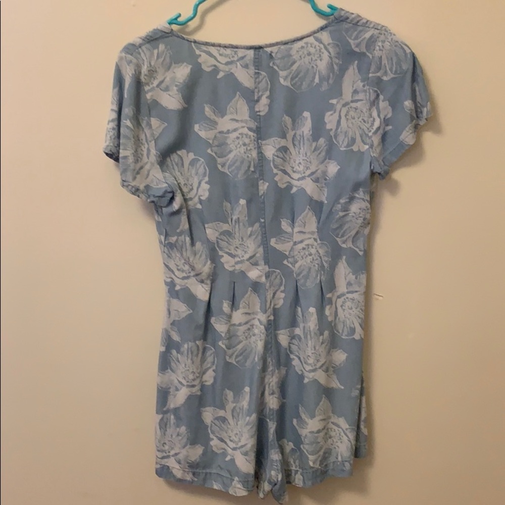 romper - Picture 3 of 5